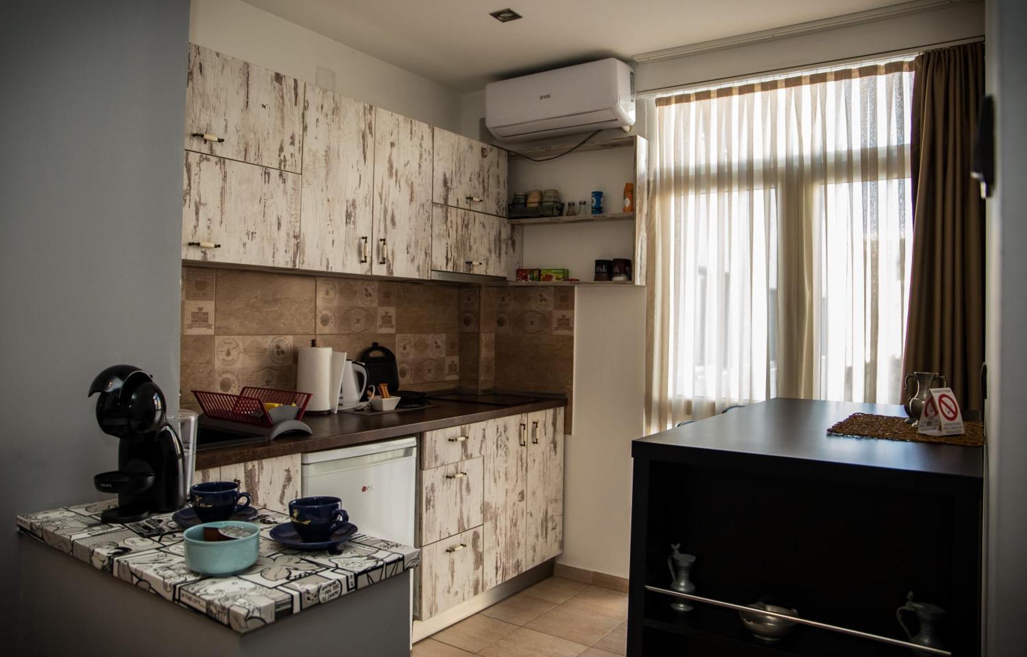 Rezervisi Slobodno, U Centru Smo Leilighet Novi Sad Eksteriør bilde